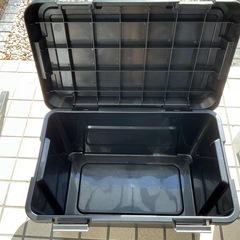 コンテナボックス 収納ケース フタ付き ブラックの画像