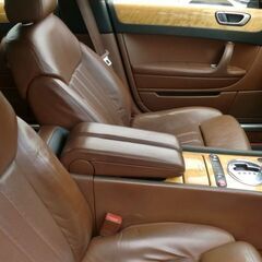 ❑全国自社ローン対応❑        ●平成18年10月登録ベントレー フライングスパー 4WD の画像