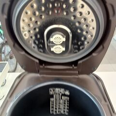 ★リユースのサカイ千葉中央店★ IRIS OHYAMA 圧力IH炊飯器 10合炊  21年製 動作確認／クリーニング済み TC5315の画像