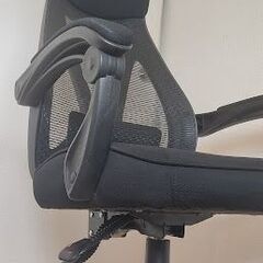 良好コンディション ハイバック オフィスチェア メッシュ リクライニング 高さ調整 の画像