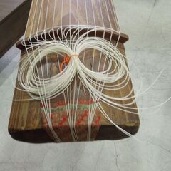琴 和楽器 13弦 全長約183cm 保存袋付き 弦楽器 お琴 箏 付属品なし 札幌市 東区 新道東店の画像