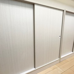 カウンター下収納の画像