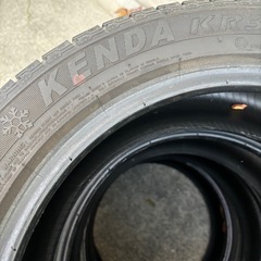 スタッドレスタイヤ17インチの画像