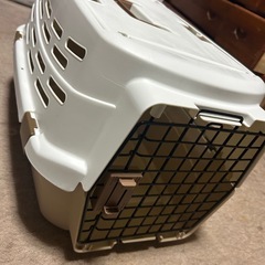 ペットキャリーケース
の画像