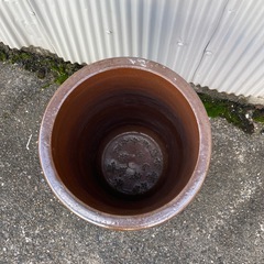 傘立てに使っていた鉢の画像