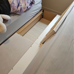 ニトリ　シングルベッドフレーム　マットレス　　の画像