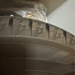 YOKOHAMAタイヤ　スタッドレスタイヤ 4本セットの画像