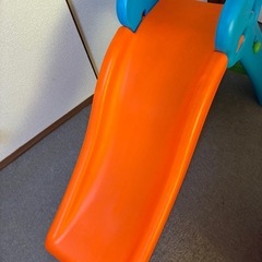滑り台の画像