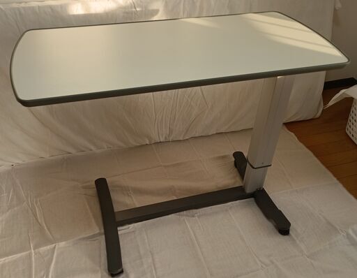 パラマウントベッド ガス圧昇降式サイドテーブル キャスター付