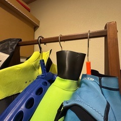 【無料】高級木製サーフボードラック　ウェットスーツ　収納　※条件付　必ず本文をおよみくお読みくださいの画像