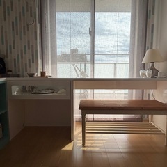 北欧風 L字デスク＆ラタンチェアセット／在宅ワーク・ドレッサーにもの画像