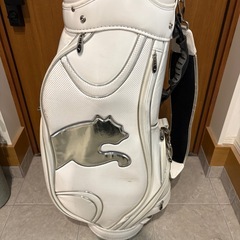 キャディバッグ　PUMAの画像