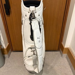 キャディバッグ　PUMAの画像