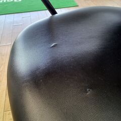 ★リユースのサカイつくば店★TK7236 ニトリ デュオレストチェア ブラック H110×D64×W64 クリーニング済みの画像