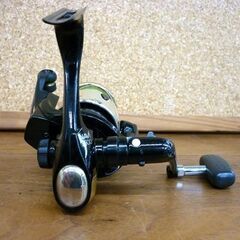 ☆現状品 SHIMANO スピニングリール NAVi 2500 シマノ 釣り具 中型魚 ライトゲーム ルアーフィッシング  札幌市 豊平区 平岸店の画像