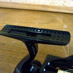 ☆現状品 SHIMANO スピニングリール NAVi 2500 シマノ 釣り具 中型魚 ライトゲーム ルアーフィッシング  札幌市 豊平区 平岸店の画像