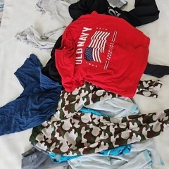 男の子衣130くらい 基地内購入ありの画像