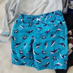 男の子衣130くらい 基地内購入ありの画像