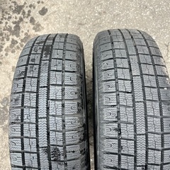 TOYO 13インチ スタッドレス9.5分山の画像