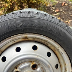 TOYO 13インチ スタッドレス9.5分山の画像