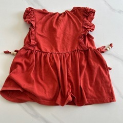 120赤👧🏻服の画像