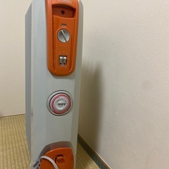 Electric Oil-filled Heater デロンギ オイルヒーター 型式番号： H770812EFSN-ORの画像