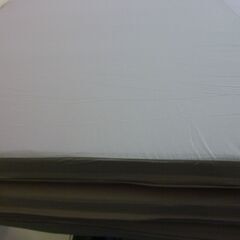 未使用/新品　圧縮開放品　マットレス 日本製 セミダブル 高反発 3つ折り 厚み5cm 1 薄型 ウレタンマット グレージュの画像