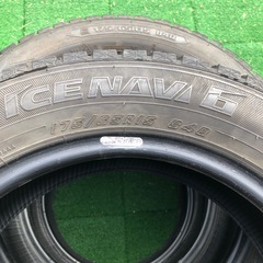 175/65R15 スタッドレスタイヤ　4本　2017年製の画像