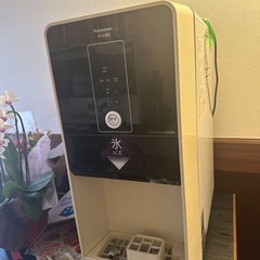 Panasonic 卓上型チップアイスディスペンサー SIM-CD125GCの画像