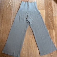 fifth マタニティ　ニットパンツの画像