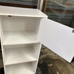 扉付き カラーボックス 3段の画像