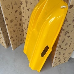 そり　スノーボード　キッズ用　イエローカラーの画像