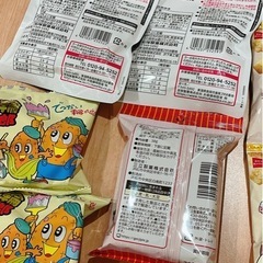 11/14(金)までに受渡限定‼️大量72袋お菓子にプルダック2袋おまけ⚠️の画像