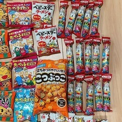 11/14(金)までに受渡限定‼️大量72袋お菓子にプルダック2袋おまけ⚠️の画像