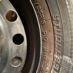 スタッドレスタイヤの画像