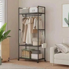 新品未使用！組み立て済み！！服掛け　収納　らっくラックの画像