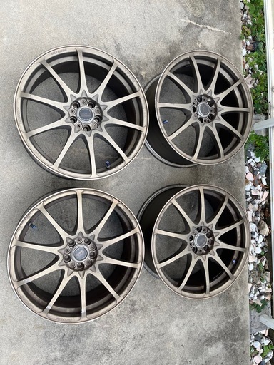 レイズ　CE28N 18インチ