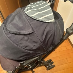 コンビ　ベビーカーの画像