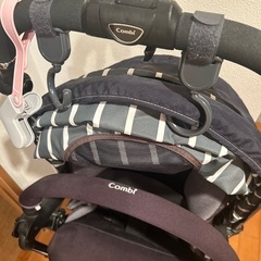 コンビ　ベビーカーの画像