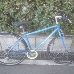 整備済み中古自転車　700ｘ28　税別￥12.800-　クロスバイク　外装６段　ブルー1111の画像