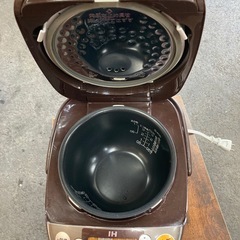 炊飯器の画像