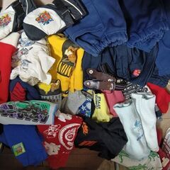 Kids　100cm　服　カッパ　サンタ帽　スノー手袋　腹巻き　などなどの画像