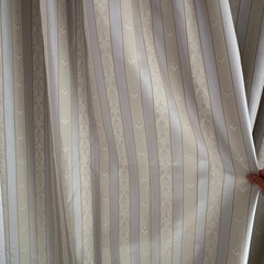 【値段交渉可能です】カーテンの画像