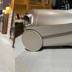 H11【HITACHI 日立】 紙パック掃除機 CV-KP900M 2025年 ライトゴールド 新品定価約3.5万 軽量 コンパクト 強力パワーの画像