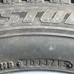 激安バリ山スタッドレスタイヤホイールセットの画像