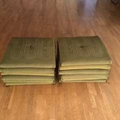 冬用座布団の画像