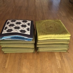 冬用座布団の画像