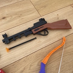 無料　戦いごっこ　おもちゃ　銃　弓　剣の画像