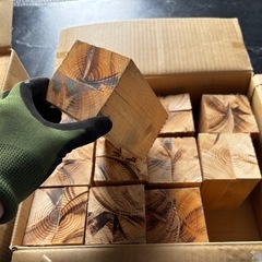 無料0円　焚き火などに　暖炉　木材　端材　焚火　きゃんぷキャンプの画像