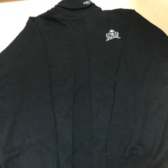 ブラック タートルネックニットLLの画像